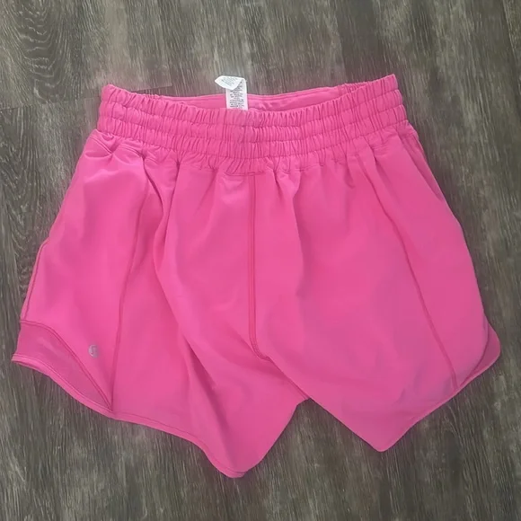 Lulu lemon shorts - Picture 3 of 3